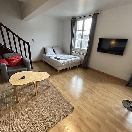 Апартаменты Duplex Cosy Flat - Hyper-Centre Senlis Санлис Экстерьер фото
