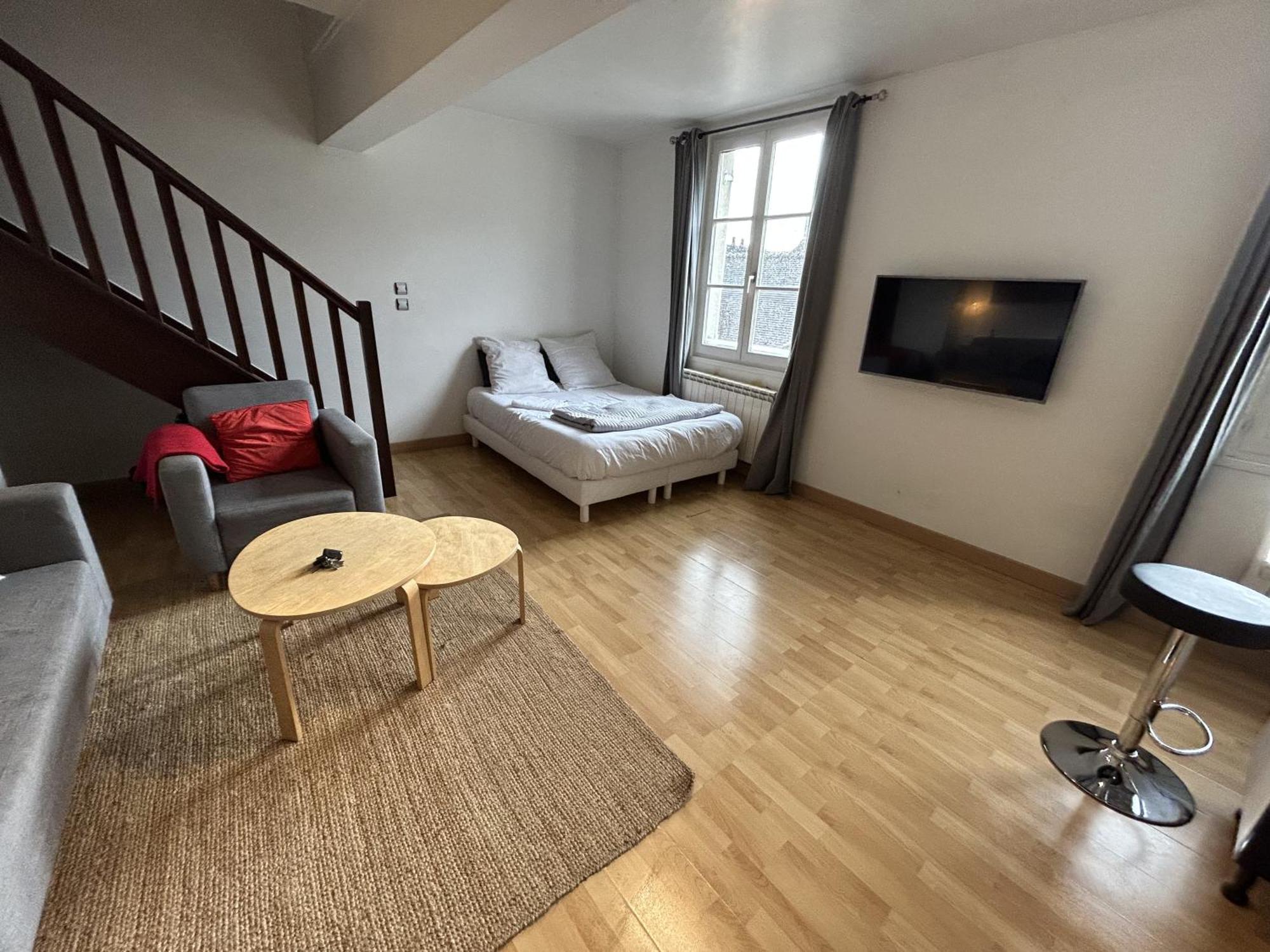 Апартаменты Duplex Cosy Flat - Hyper-Centre Senlis Санлис Экстерьер фото